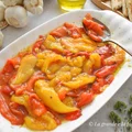 Pieczona papryka marynowana w oleju