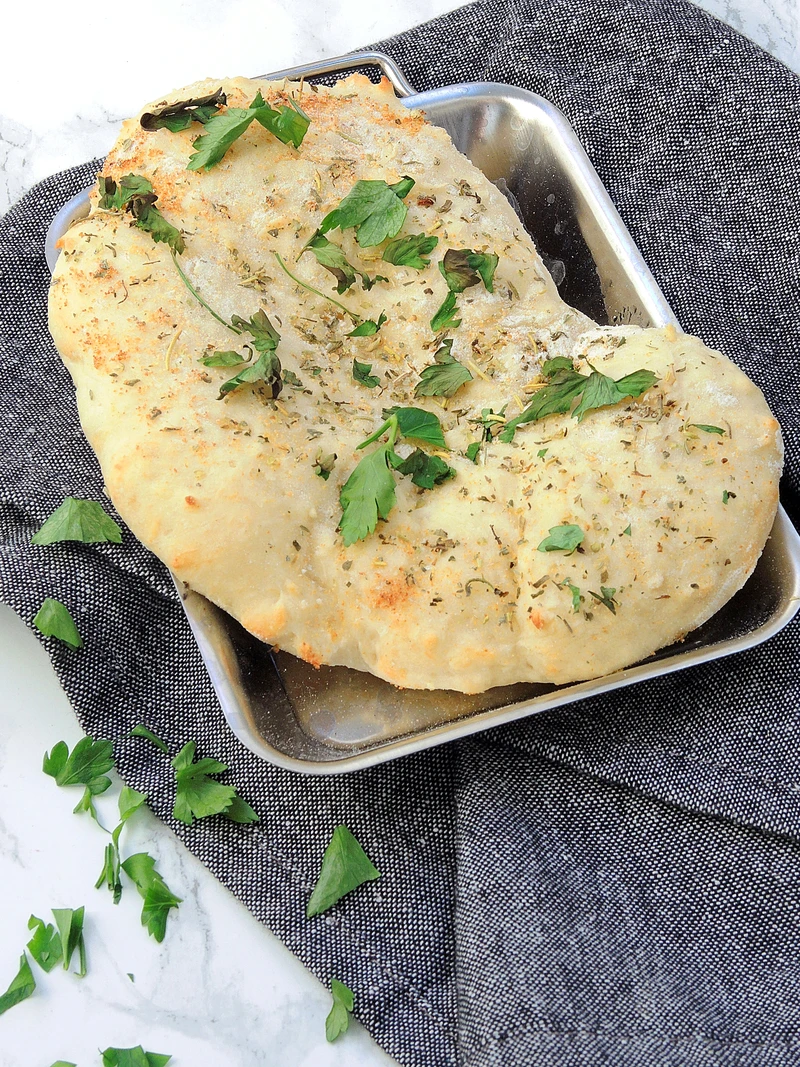 Wegański, domowy chlebek naan