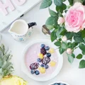 Lekkie śniadanie - jogurt z owocami