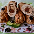 Roladki schabowe nadziewane suszonymi pomidorami i oliwkami