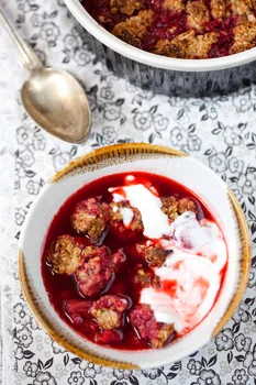 CRUMBLE Z TRUSKAWKAMI