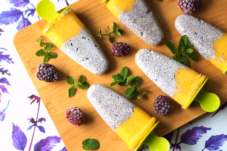 DIETETYCZNE LODY KOKOSOWE Z MANGO I CHIA