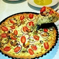 Szybka tarta z kurczakiem i pieczarkami