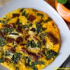 Omlet z bazylią i suszonymi pomidorami