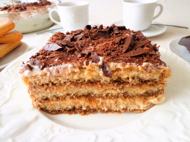 Torcik tiramisu z ricottą i czekoladą