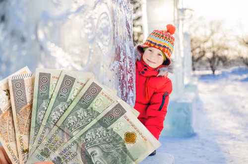 Informacja od ZUS: Pierwsze przelewy 800+ już 2 stycznia