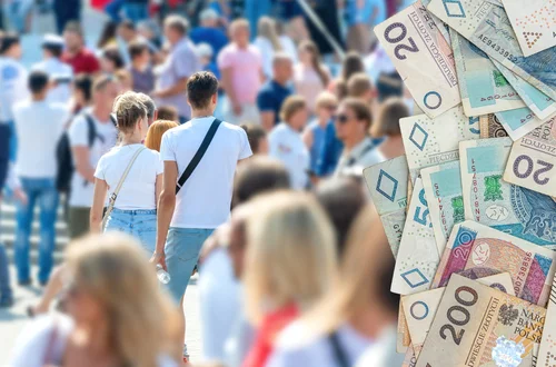 Dodatkowe 240 zł na kontach Polaków! Ponad 2,4 mln osób już dostało przelew