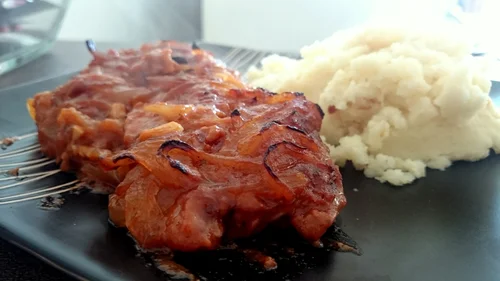 Karkówka pieczona w Coca- Coli + ziemniaki z pieczonym czosnkiem
