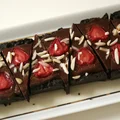 TARTA CZEKOLADOWA NA SPODZIE Z CIASTECZEK