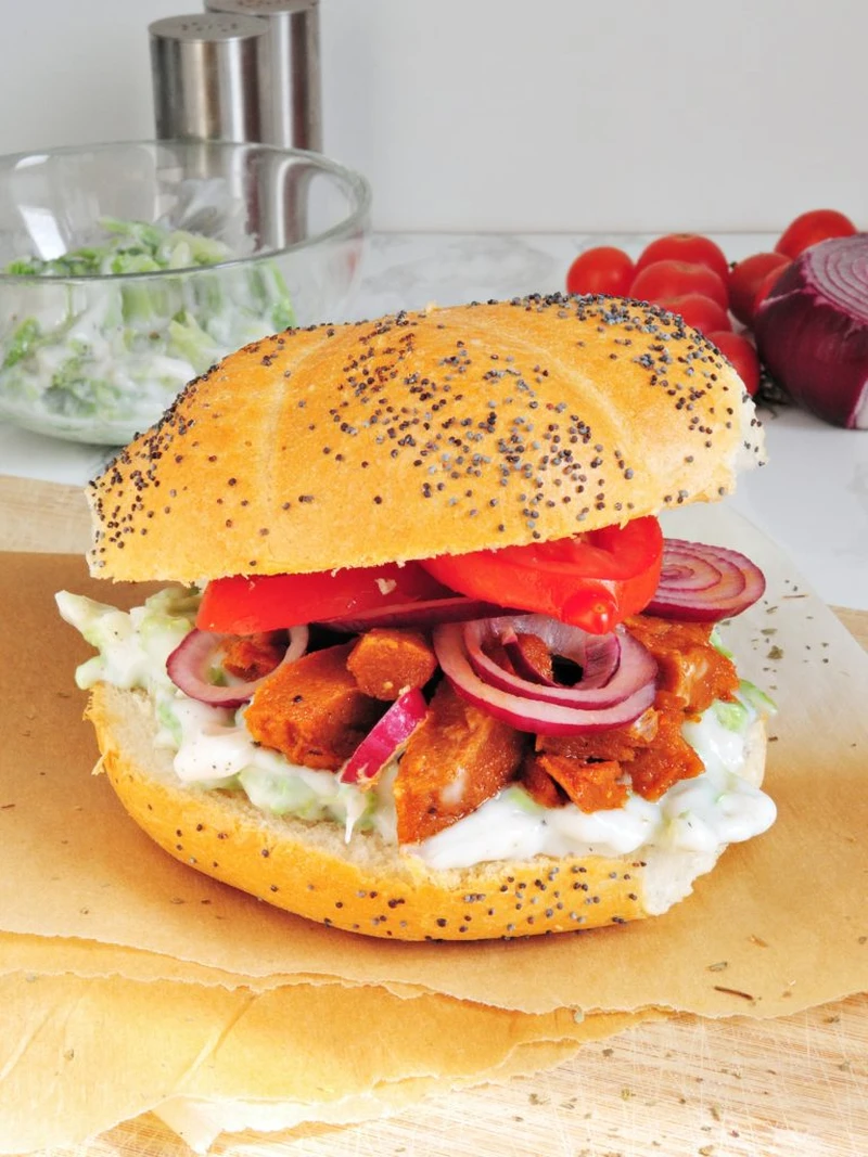 Burgery z bezmięsnym kebabem i colesławem
