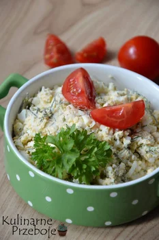 Pasta jajeczna z mascarpone – pyszna, delikatna, kremowa pasta na kanapki