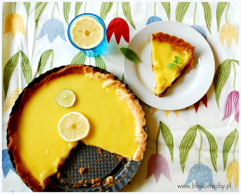Tarta z kremem cytrynowym