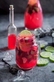 Rabarbarowa sangria idealna do grilla