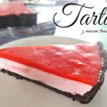 Tarta z kremem truskawkowym bez pieczenia