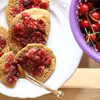 Pełnoziarniste racuchy z czereśniami - 113 kcal