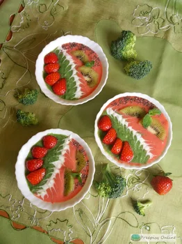 Kolorowe smoothie bowl