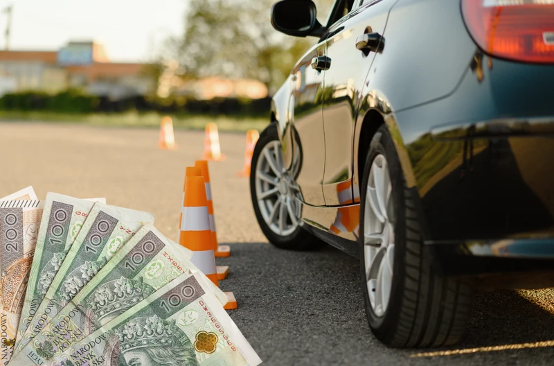Nawet 5 tys. złotych dofinansowania do prawa jazdy! Są trzy możliwości!