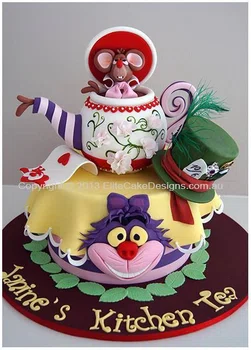 Tort Alicja w krainie czarów