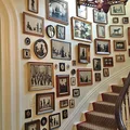 Galeria przy schodach