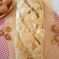 Chleb żytnio-pszenny z orzechami