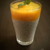 Pudding chia z musem z mango