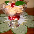 Fantazyjne desery z kremem biscuits crunchy