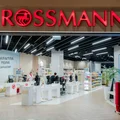Popularna marka znika z Rossmanna i DM! Setki osób niedługo straci pracę