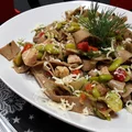 MAKARON Z KIEŁBASĄ I BOBEM