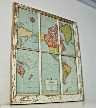 Ramka na mapę świata ze starego okna