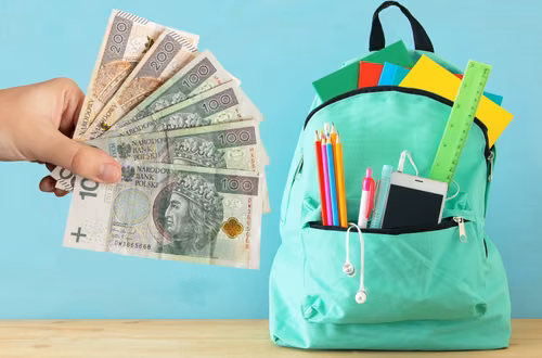 Skorzystało już 3,4 mln dzieci! Wciąż można otrzymać 300 zł na wyprawkę szkolną!