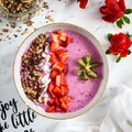Letnie smoothie bowl
