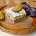 Kruche ciasto ze śliwkami