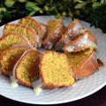 Babka migdałowa z białą czekoladą