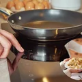Jak odgrzewać pierogi, krokiety i kapustę, żeby smakowały jak świeże? Sekrety odgrzewania bez straty smaku!
