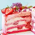 Truskawkowy tort ombre