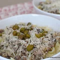 Makaron tagliatelle z sardynkami w sosie cytrynowym z kaparami.