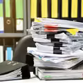 Nie mogą robić nadgodzin!? Tym pracownikom przysługuje wiele przywilejów!
