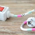 Kabel oklejony taśmą washi
