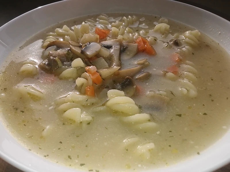 Zupa pieczarkowa