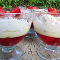 Rewelacyjny deser z truskawkami-3 warstwy (trifle)+FILM