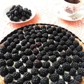 Tarta budyniowa z jeżynami
