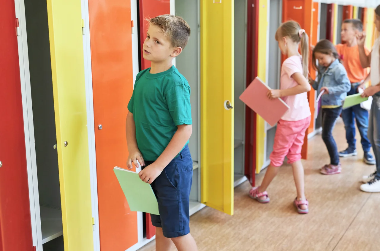 W szkołach ruszyły kontrole! Inspektorzy sprawdzą wiele szczegółów -  zajrzą nawet do plecaka