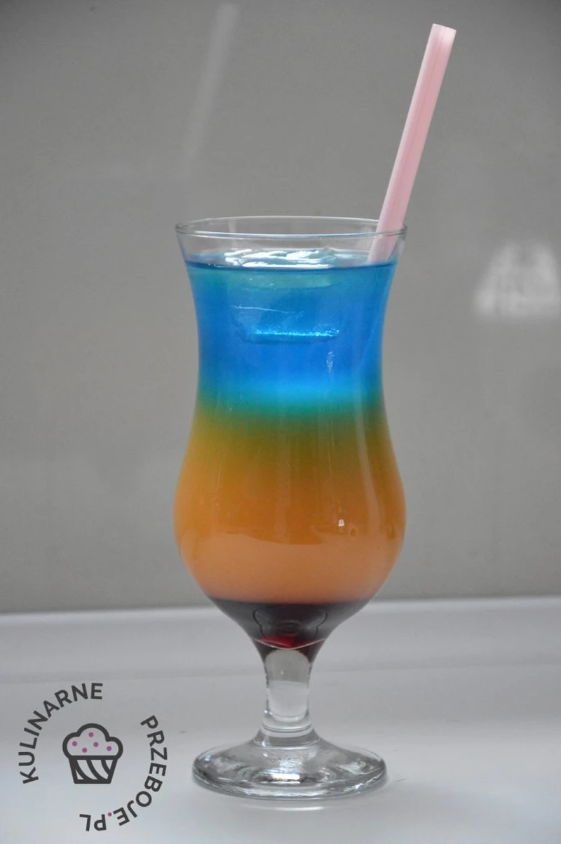 Drink Żar tropików to pyszny, delikatny drink :) Idealny na babski wieczór, ale nie tylko :)
