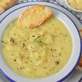 Zupa cebulowa z musztardą