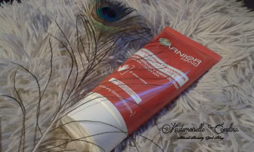 GARNIER REGENERUJĄCY KREM DO RĄK / NOWOŚCI KOSMETYCZNE/ -75% NA ASTOR W ROSSMANNIE