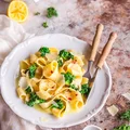 Pappardelle z jarmużem w sosie maślano-cytrynowym