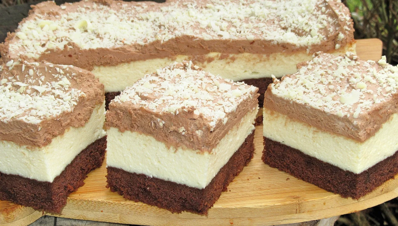 Pyszny delikatny sernik z czekoladową pianką (pieczony) na kakaowym mięciutkim cieście +FILM