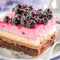 Ciasto Borówkowa Fantazja – warstwowy deser na każdą okazję!