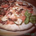Domowa pizza włoska