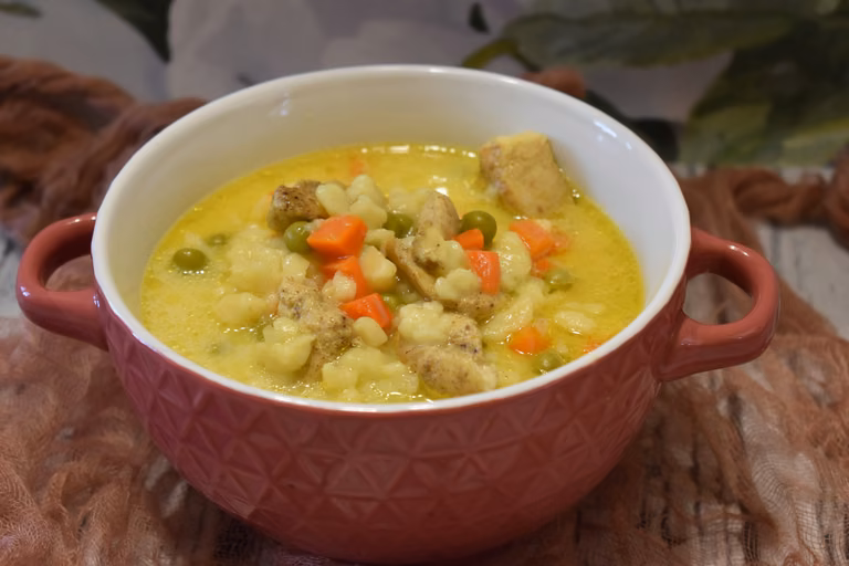 Zupa z kurczaka curry